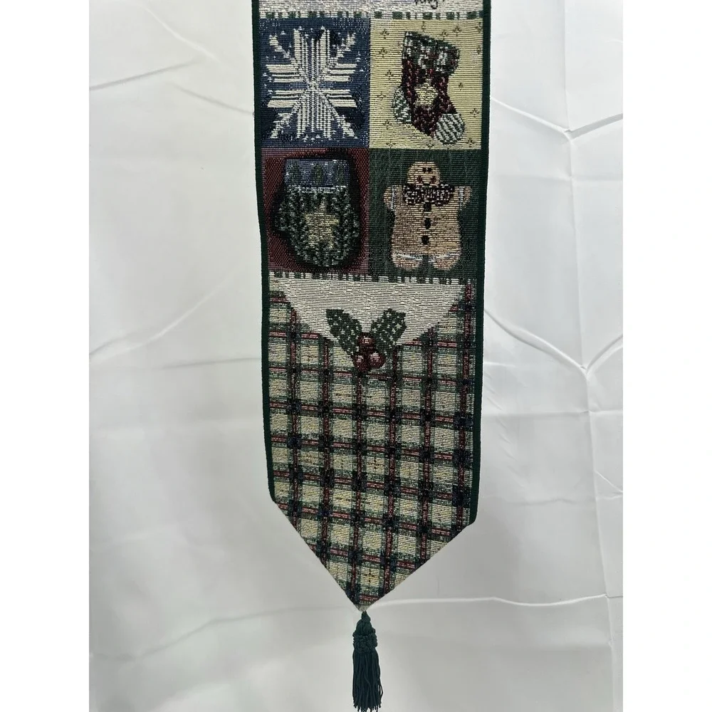 Christmas Hanging Tapestry Vicky Howard 